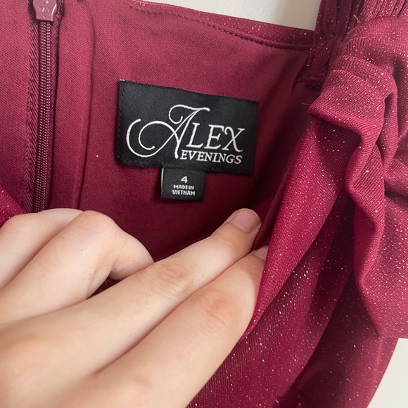 red alex evenings glitter off shoulder cowl neck formal dress💕 - Picture 3 of 6